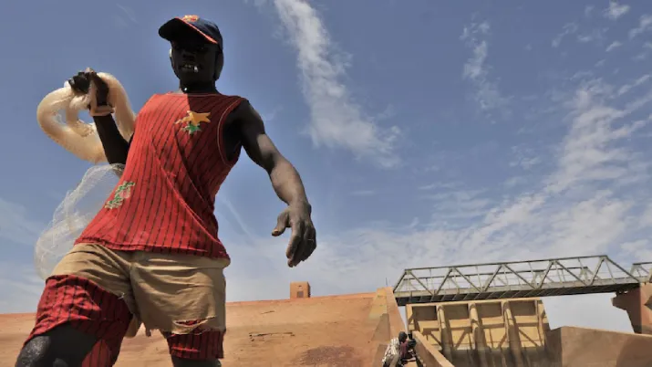 Equipement de la centrale hydroélectrique du barrage de Kandadji, Niger, AFD