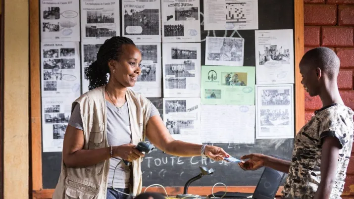 L’AFD propose une réflexion sur un défi majeur : comment prendre en compte la complexité du développement dans les évaluations d’impact ?