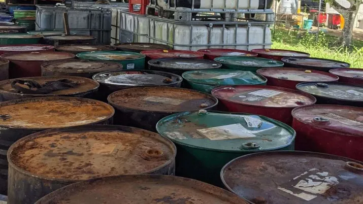 Les États et Territoires Insulaires Océaniens (ETIO) abritent de riches écosystèmes menacés par les tendances actuelles qui induisent une hausse des déchets.