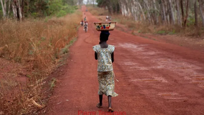 Femme, route, Togo