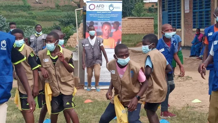 L'AFD accompagne l'ONG Humanité et Inclusion dans la lutte contre les violences basées sur le genre, l’âge et le handicap au Rwanda.