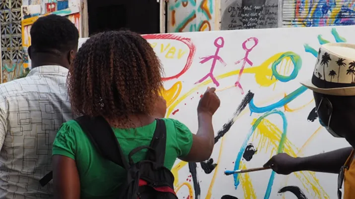 L'AFD accompagne l'ONG Equipop dans la lutte contre les formes multiples de violences basées sur le genre.