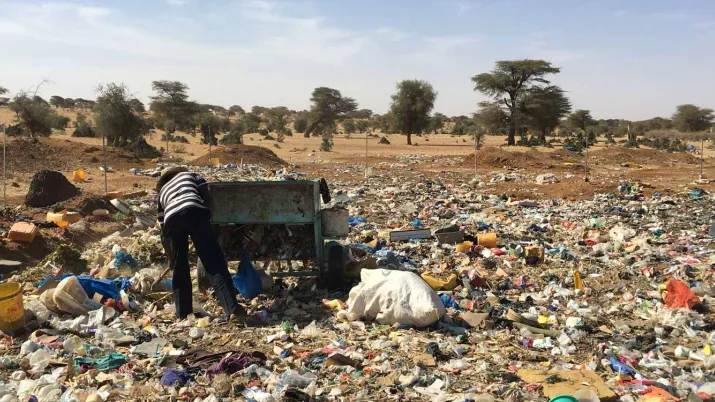 L'AFD accompagne Revis dans l´accompagnement des communes pour leur autonomisation technique et financière à travers le renforcement de la gouvernance.