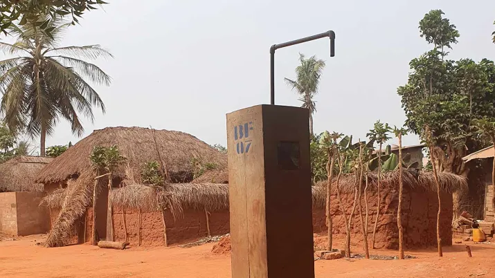 fontaine acces eau assainissement cameroun togo
