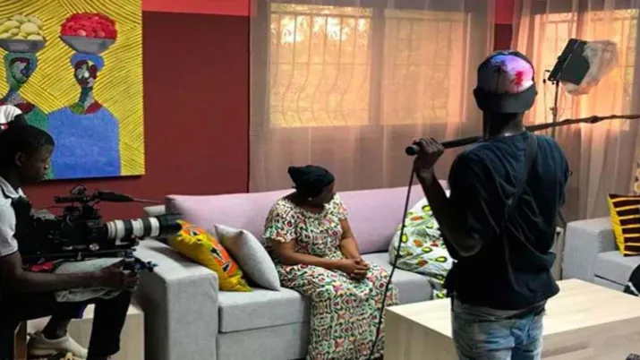 L’AFD appuie le secteur audiovisuel à travers le financement de deux centres de formation aux métiers de l’écriture et de la réalisation audiovisuelle au Sénégal.