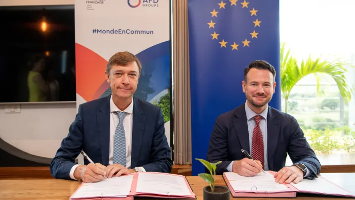 Signature de l'accord