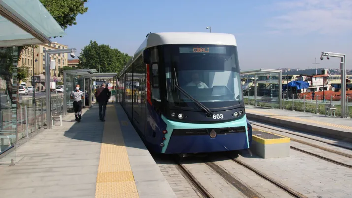 Construction d’une ligne de tramway le long de la Corne d’Or à Istanbul