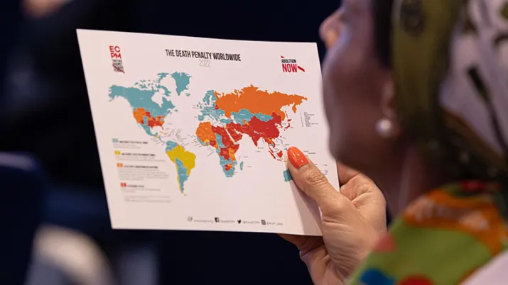 Le projet porté par ECPM contribue au combat pour l’abolition universelle de la peine de mort dans 11 pays en Afrique, Asie et Moyen-Orient. Il œuvre au renforcement des expertises, des synergies et des capacités de dialogue des autorités nationales, des acteurs de la société civile et de la chaîne pénale en vue de changements politiques et sociétaux positifs sur la peine de mort. Il tente également de juguler les retours en arrière.