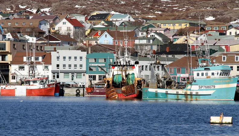 Saint-Pierre-et-Miquelon Port ville Bateau