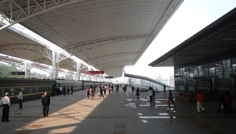 Électrification du chemin de fer Luoyang (Henan)-Zhangjiajie (Hunan)