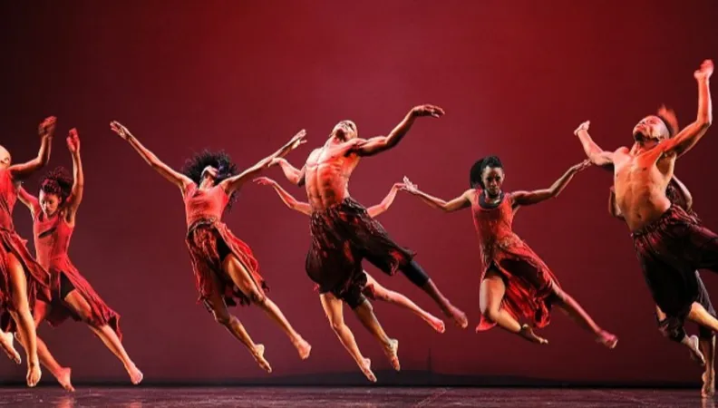 Le programme Afrique Créative fournit un accompagnement technique et financier pendant 12 mois