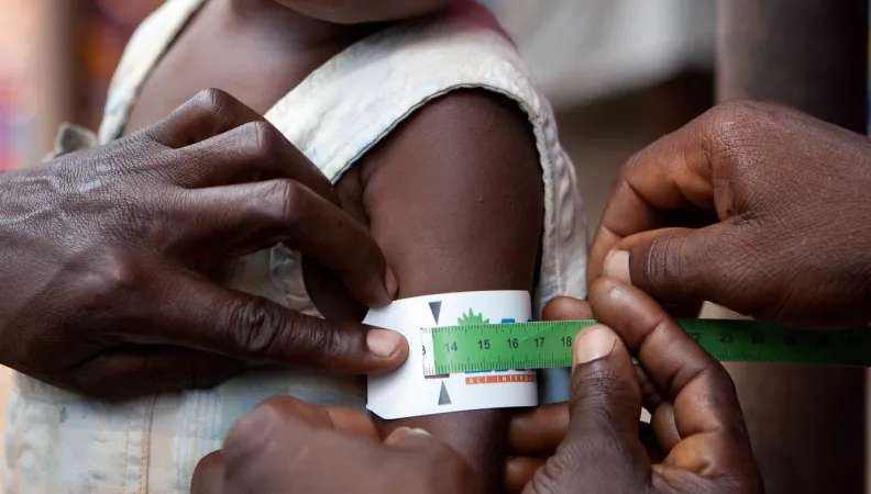 Au nord-est de la RDC, province du Haut-Uele, enfant se faisant soigner