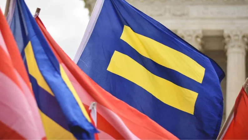 Drapeaux Matt Popovich