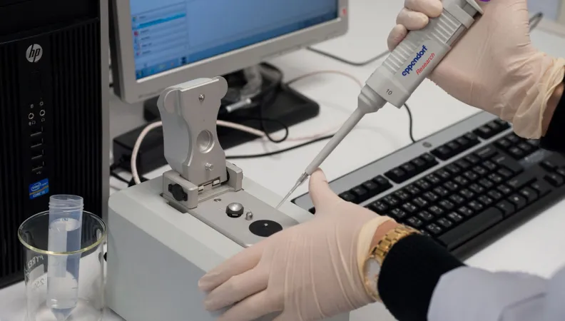 Ce projet financé par l'AFD soutient la création d’un laboratoire d’excellence en capacité de répondre aux urgences épidémiques en Guinée.