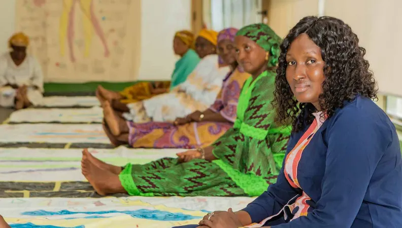 Ce projet vise fournir une assistance holistique aux victimes de VSBG au sein du centre des survivantes sis à Maferinya, en Guinée.