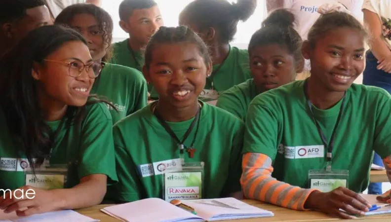 Ce projet a pour but de favoriser l’accès à une orientation, une formation, et une insertion professionnelle sensibles au genre de jeunes en situation de précarité.