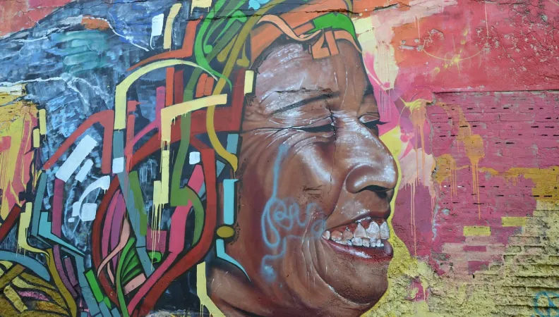 Visage de femme sur un mural en Colombie.