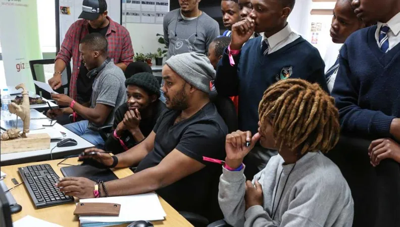 Accompagner le développement d’un pôle de contenu numérique pour le continent africain