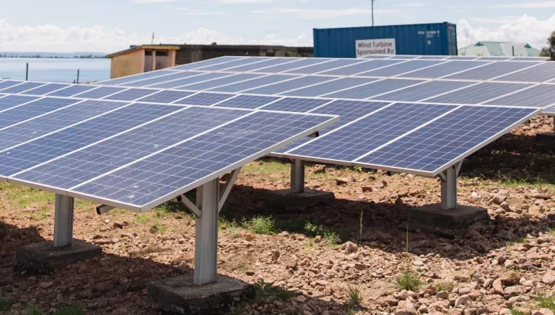 Promouvoir les investissements du secteur privé dans les mini-réseaux verts renouvelables pour électrifier les communautés rurales