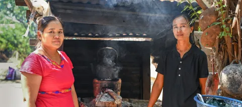 Birmanie, électricité, four à bois