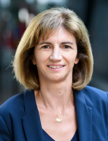 Sarah Marniesse, AFD