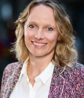 Laëtitia Habchi, AFD